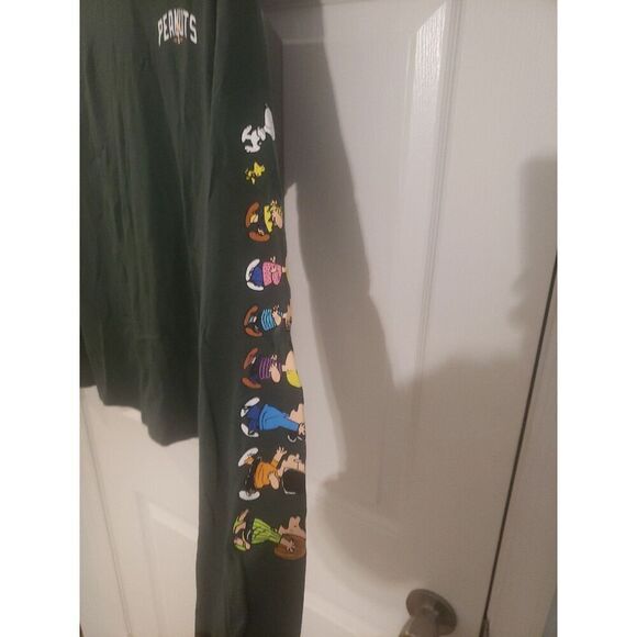 Long sleeve peanuts shirt size small - Picture 4 of 6
